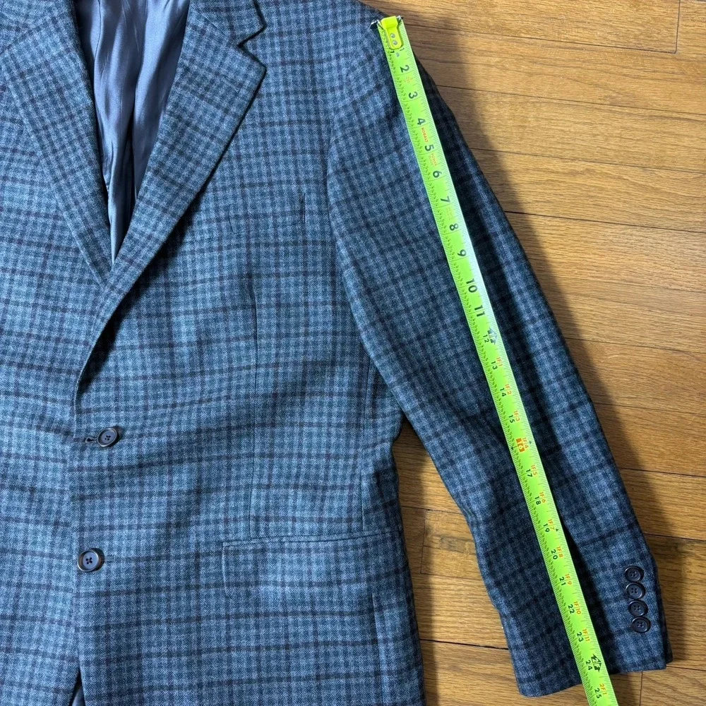 Hart Schaffner Marx Men's 44R Gray Plaid Loro‎ Piana Cashmere Two Button Blazer